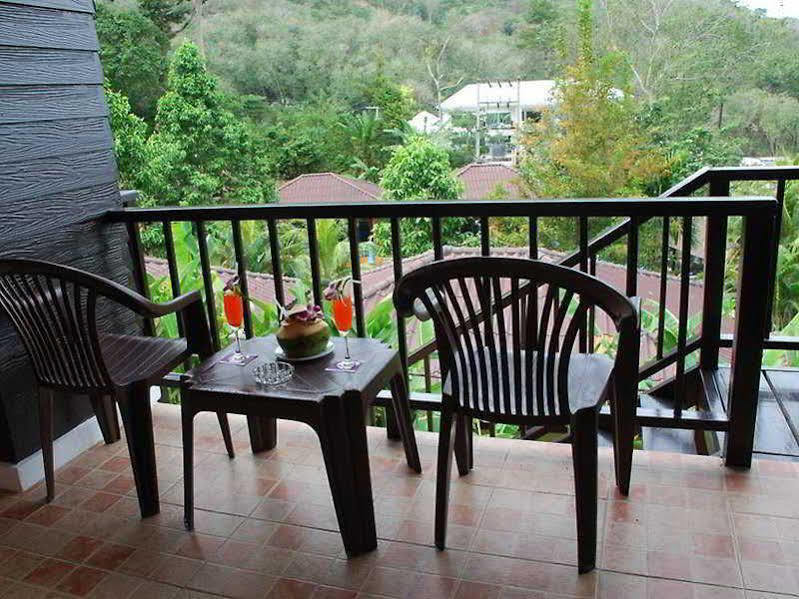 The Hill Resort Patong Esterno foto