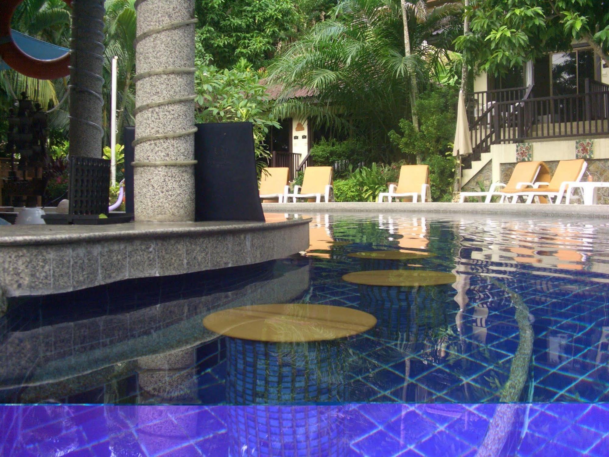 The Hill Resort Patong Esterno foto